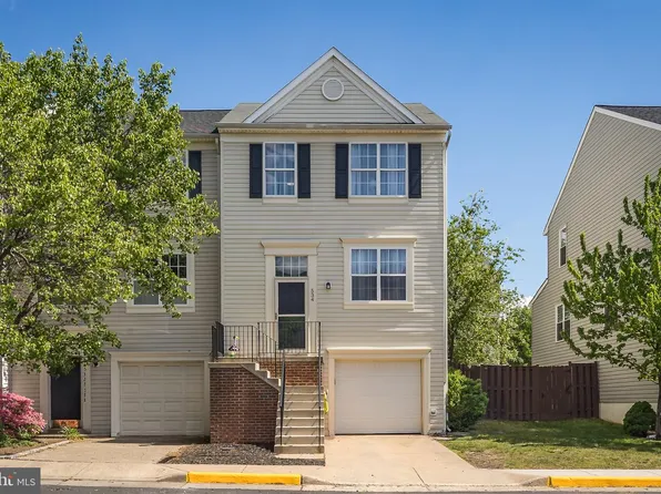 534 Kalmia Sq NE, Leesburg, VA 20176