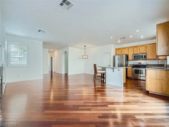 9116 Kings Town Ave #0, Las Vegas, NV 89145