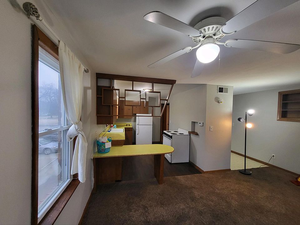 1st image of 108 1/2 Nile Kinnick Dr N APT 1