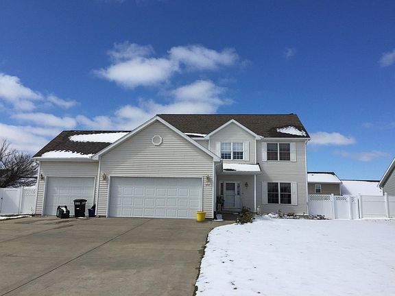 2nd image of 3109 Sundown Ln