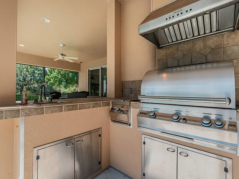 1107 Oxbridge Dr — Photo 73