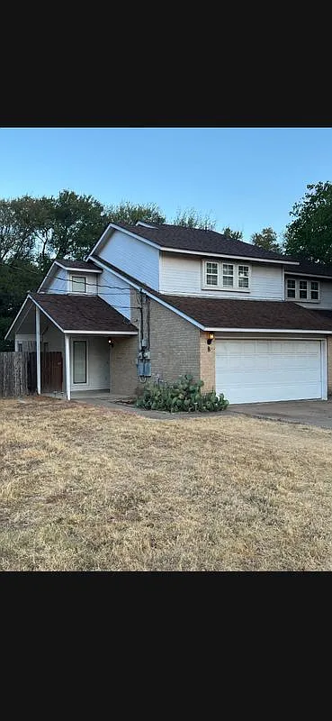 2 bed, 1.5 bath, 1250 sqft, $1,950 — Photo 1