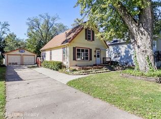 828 13th St, West Des Moines, IA 50265