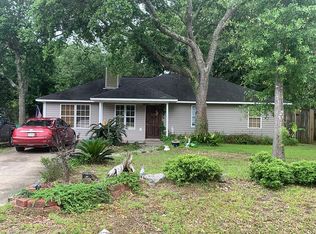 5005 Midway St, Ocean Springs, MS 39564