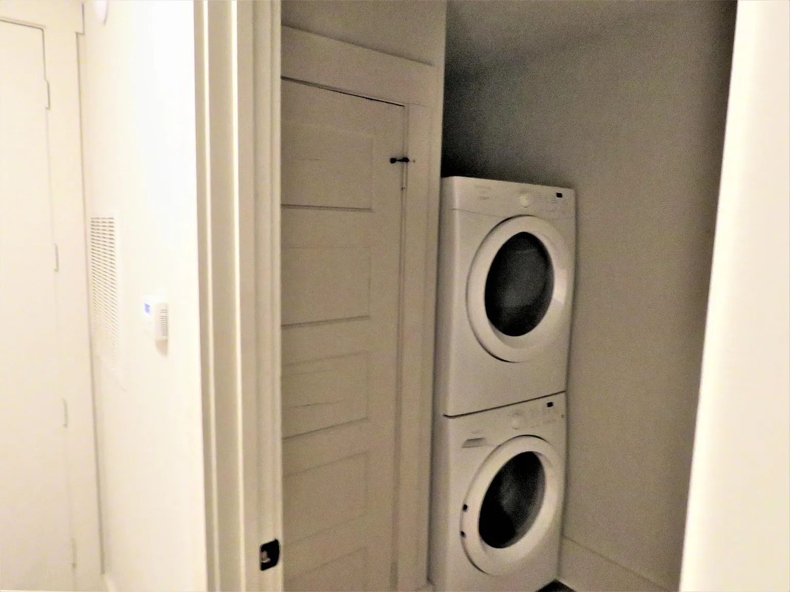 1 bed, 925 sqft, $1,295 — Photo 4