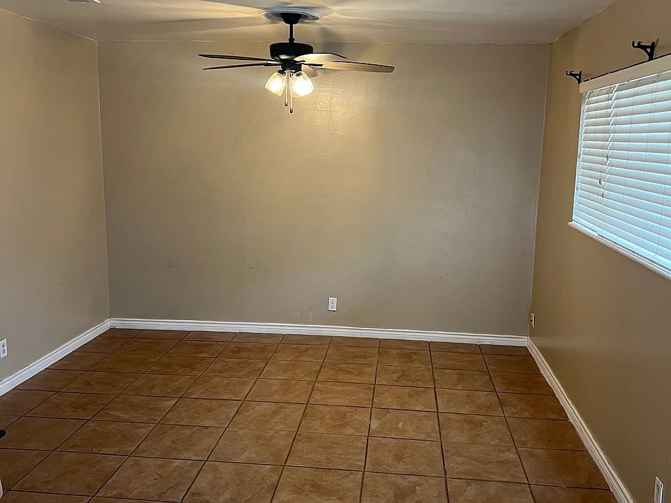1st image of 3429 Bowling Ln