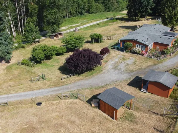 12403 Holtz Road E, Eatonville, WA 98328