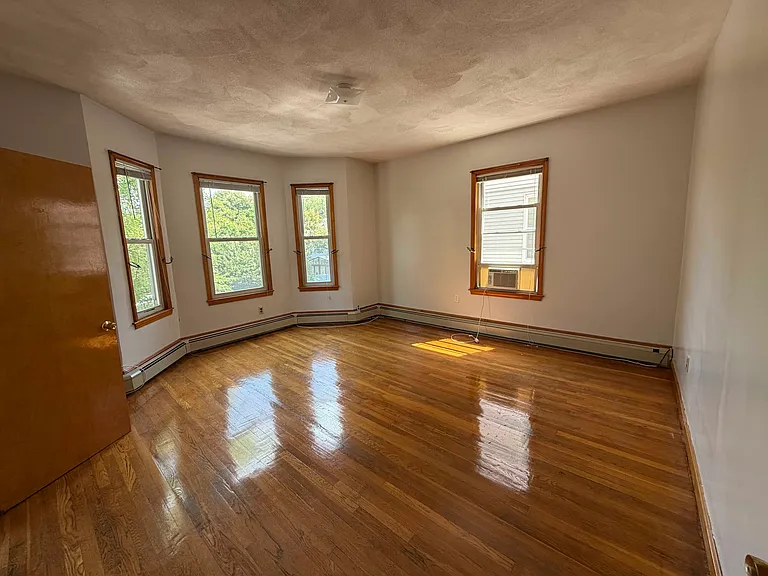 379 Cardinal Medeiros Ave #2 — Photo 8