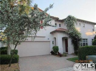 523 Tomahawk Ct, Palm Beach Gardens, FL 33410