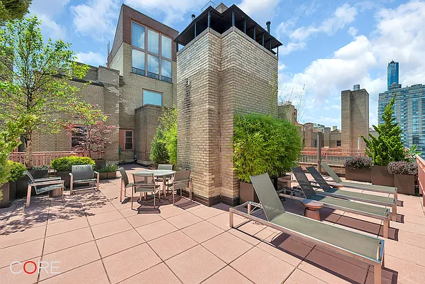 Sold by CORE | media 7