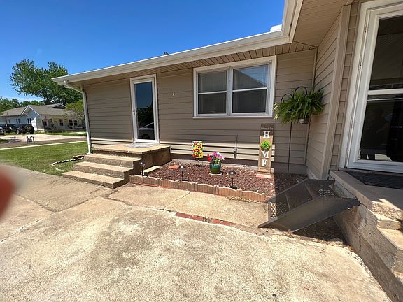 2nd image of 206 & 210 N 2nd St