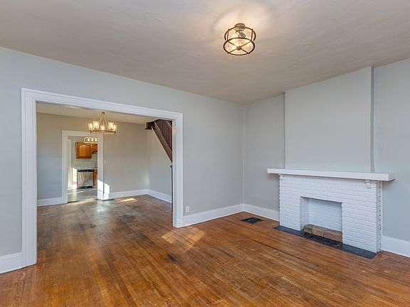 5th image of 1925 Shroyer Rd