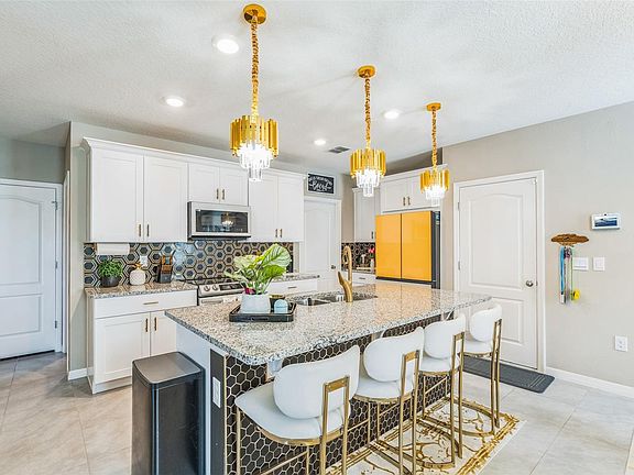 4th image of 447 Liu Ln