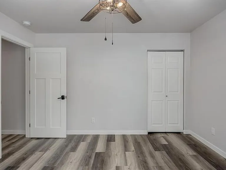 1157 Acorn Cir — Photo 20