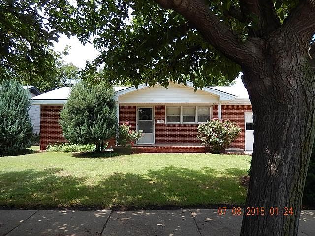 1715 Beech