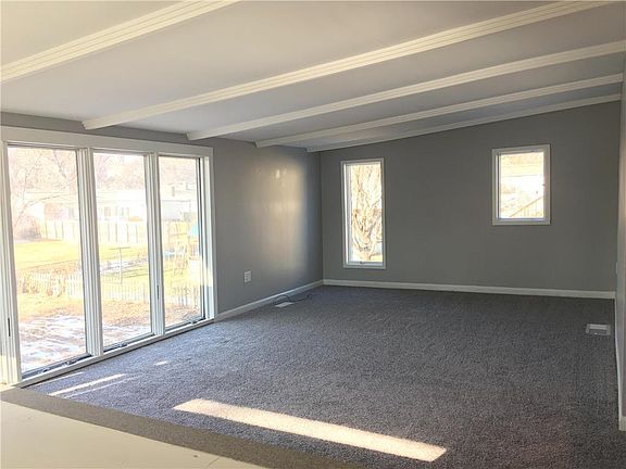 5th image of 508 E Meadow Ln
