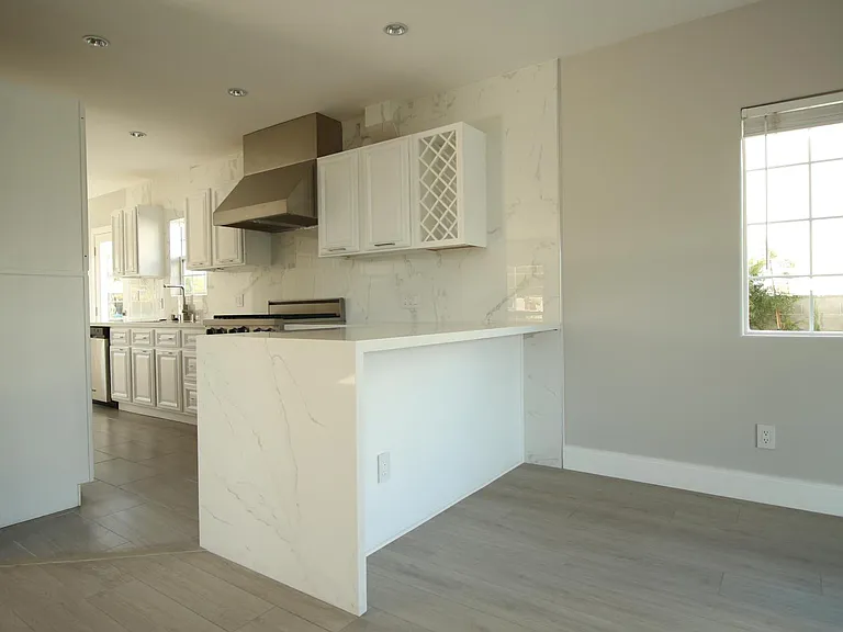832 Rose Ave — Photo 25