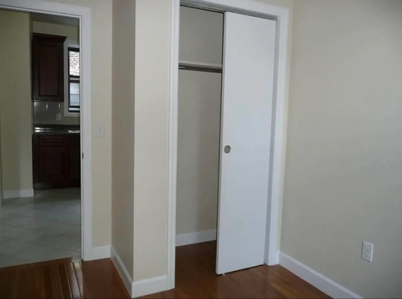 2 bed, 900 sqft, $2,250 — Photo 3