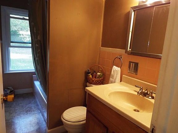 Full Bathroom (updated)