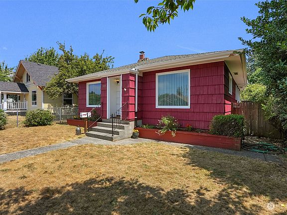 3rd image of 3515 S J Street