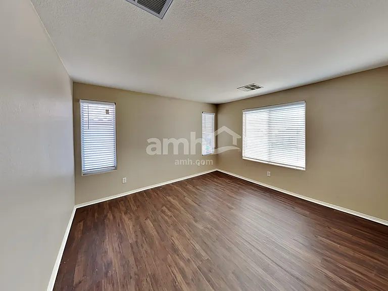 10357 Cherokee Corner Ave — Photo 13