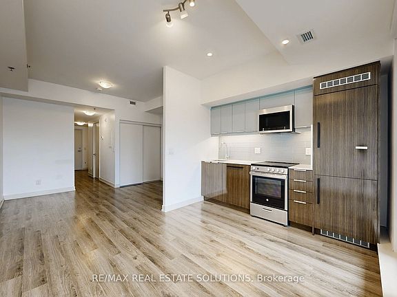 5th image of 90 Glen Everest Rd #407