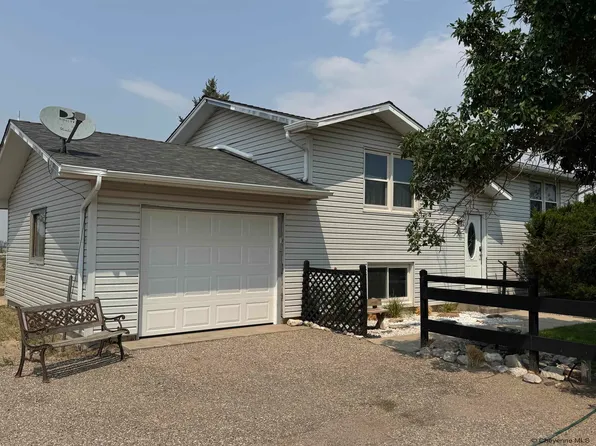 31 Haeberle Dr, Wheatland, WY 82201