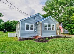 111 Gordon Rd, Wilmington, NC 28401