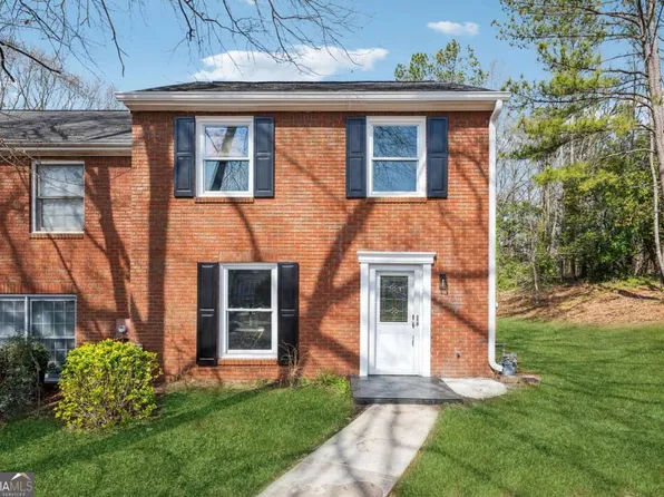 185 Willow Stream Ct, Roswell, GA 30076