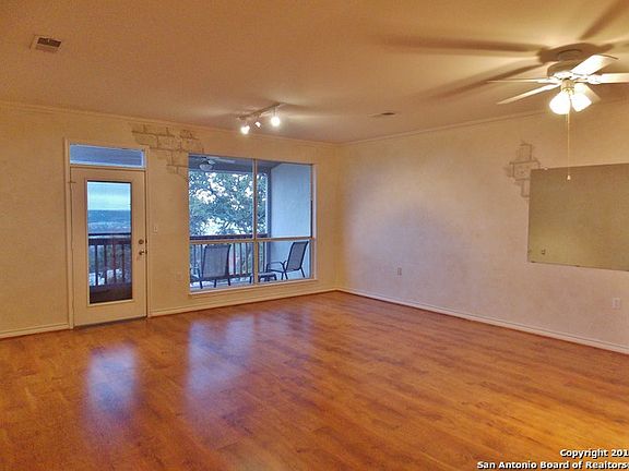 3rd image of 1042 Edinburgh Dr N #1042