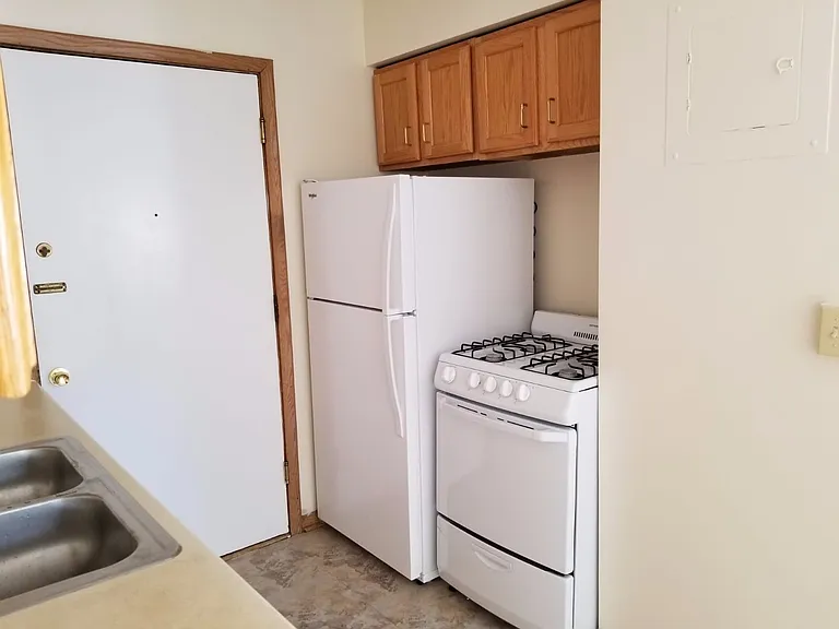 3805 Bryant Ave S — Photo 2