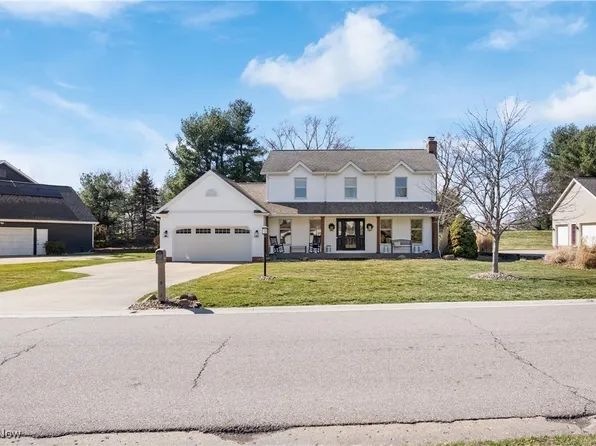 13089 Prince Georges Ave NW, Uniontown, OH 44685