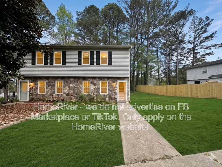506 Oakwood Ct — Photo 1