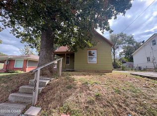 1008 W Chestnut St, Carthage, MO 64836