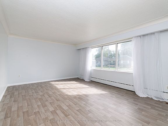 5th image of 280 Clarke St