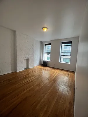 Rented by Crosstown Apartments NYC | media 18