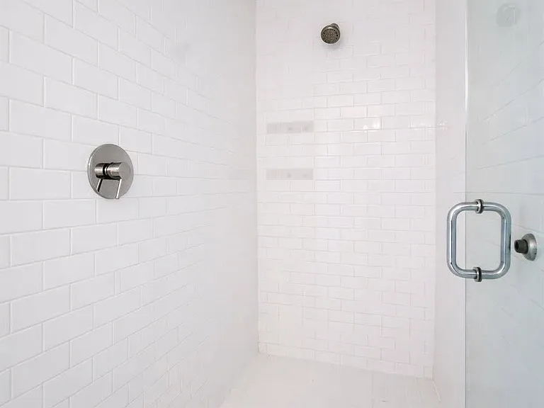 151 SE 1st St #3000 — Photo 3