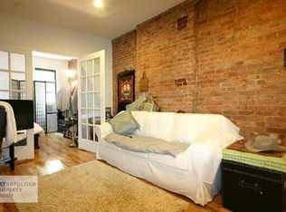 206 E 90th St APT 3E, New York, NY 10128