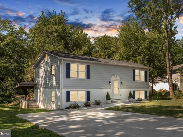 303 Via De Rosa Dr, Stafford, VA 22556