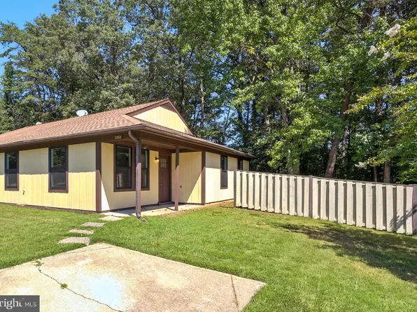 3295 Jesmond Ct, Waldorf, MD 20602