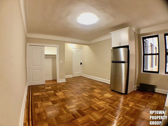 3rd image of 825 W 187th St APT 4D