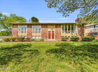 945 Roderick Rd, Knoxville, TN 37923