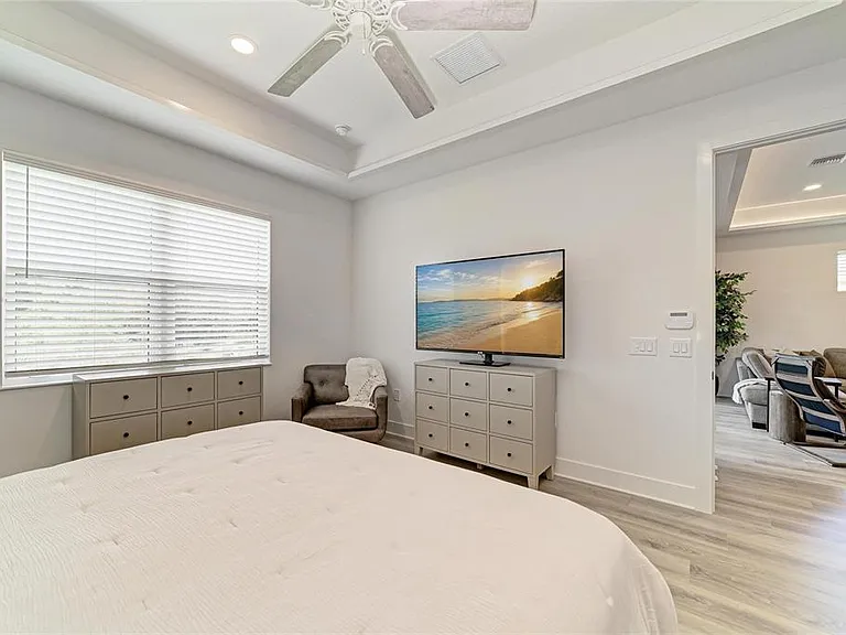 1047 Waterline Ct — Photo 23