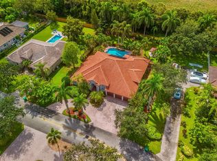 16250 Cranberry Ct, Davie, FL 33331