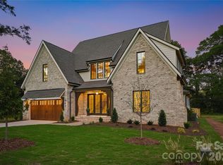 617 Shelton St, Charlotte, NC 28270