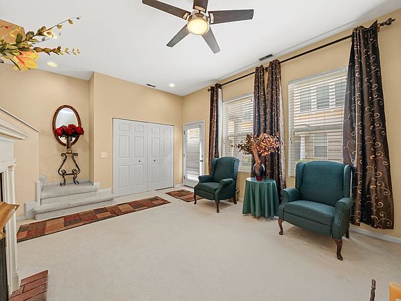5th image of 7521 Brown Ave Unit J