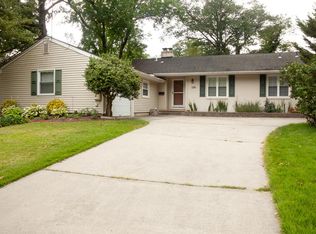 126 Sharrowvale Rd, Cherry Hill, NJ 08034