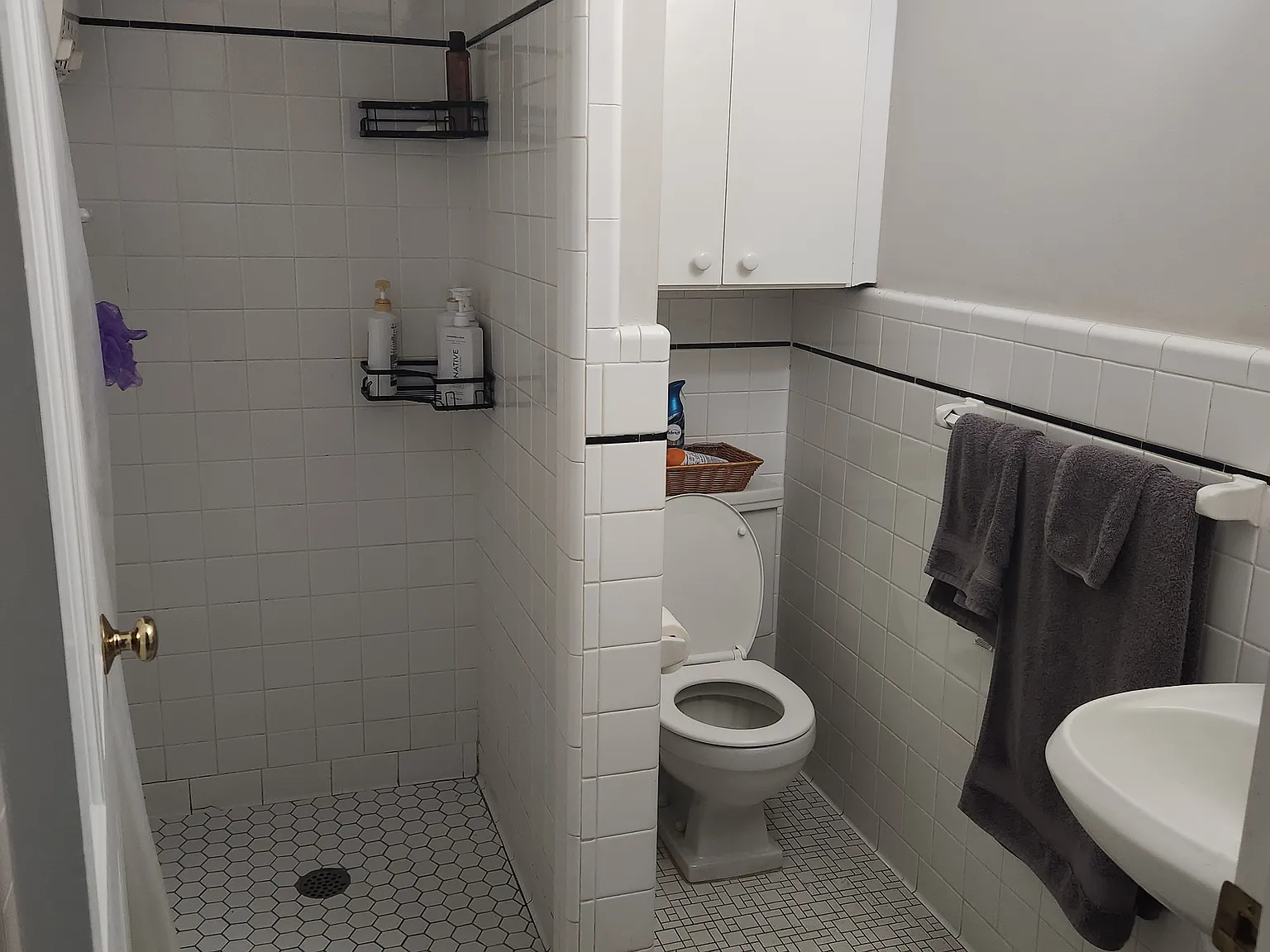 Studio, 300 sqft, $1,500 — Photo 4