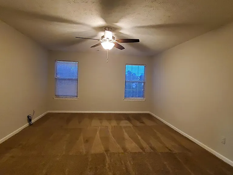 1294 Sydney Pond Cir — Photo 18