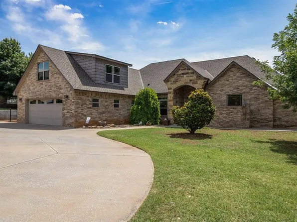 2221 County Road 1197, Tuttle, OK 73089